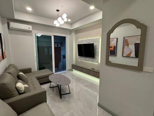 Μια τηλεόραση ή/και κέντρο ψυχαγωγίας στο Pipp Residence