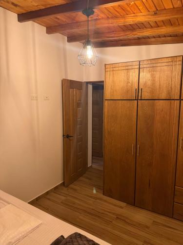 Zekkei Houseにあるベッド