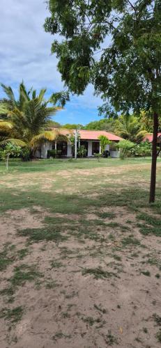 Gallery image of Blissbay @ the rock in Nilaveli