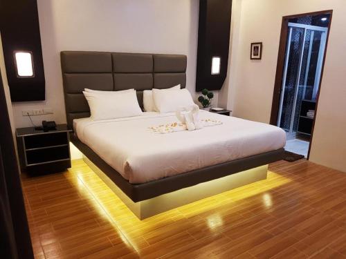 Katil atau katil-katil dalam bilik di Dream Hotel