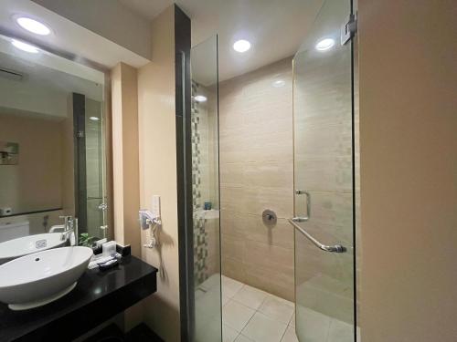 Koupelna v ubytování Aston Bogor Hotel and Resort