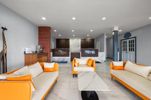 Χώρος καθιστικού στο Travelodge by Wyndham Salisbury MD