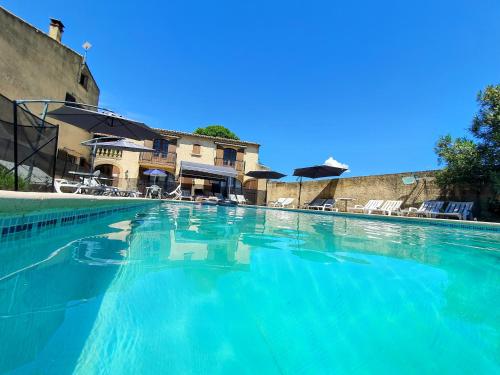 Beau studio avec piscine