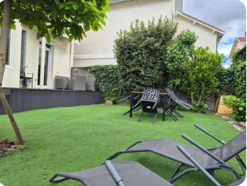 Le Clos des Dômes - Clermont centre avec jardin