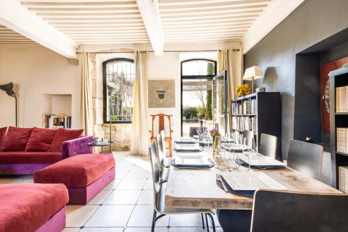 Photo de la galerie de l'établissement Maison de standing, piscine chauffee, à Tulette