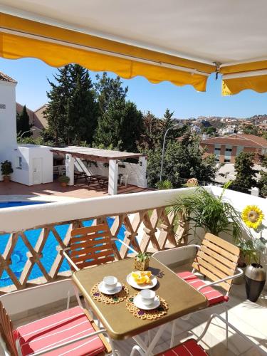 Peaceful 1BR Getaway - Walk to Beach and Train