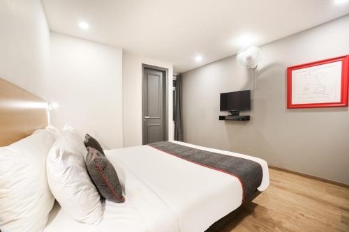 Фотография из галереи Super Townhouse Dilshad Garden Near Dilshad Garden Metro Station в Нью-Дели