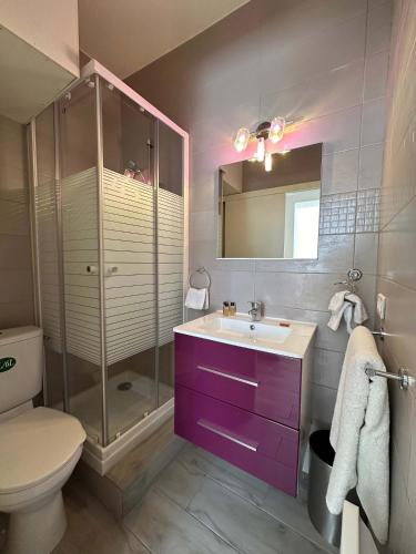 Foch 1 - Luminous apartment in city center w balcony