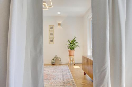 Bungalow - Kinderspielplatz - Garten mit Feuerstelle