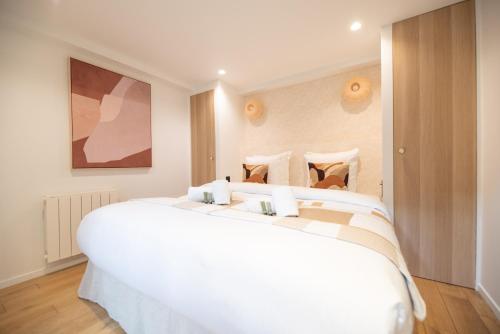 CIA - Duplex in Paris' Center