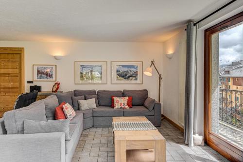 Apartment Winn, Alpes Travel, Central Chamonix, Sleeps 6