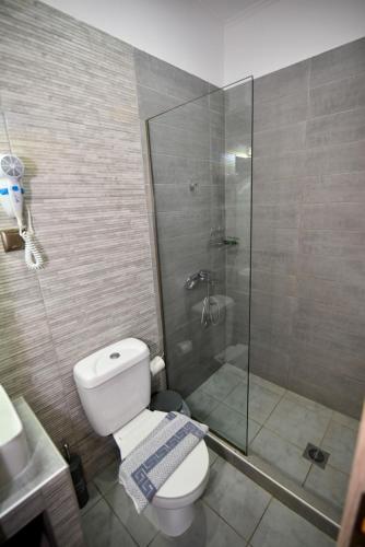 Bilik mandi di Dimitra House