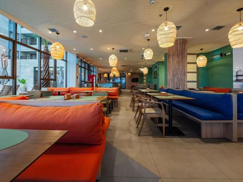 Un lugar para sentarse en Ibis Styles Maragogi - O primeiro Ibis Styles pé na areia do Brasil