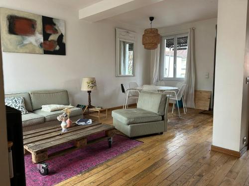 Charmante maison 2 terrasses à 5 mins du métro