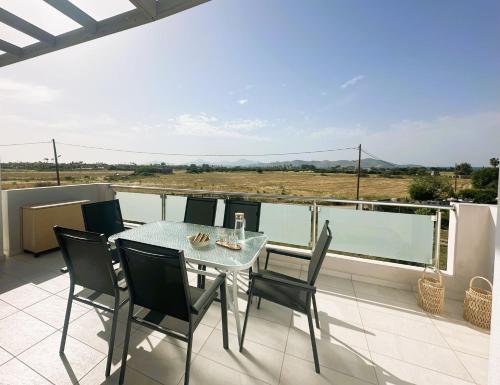 Un balcón o terraza de Lilu Villa 2 with Private Pool
