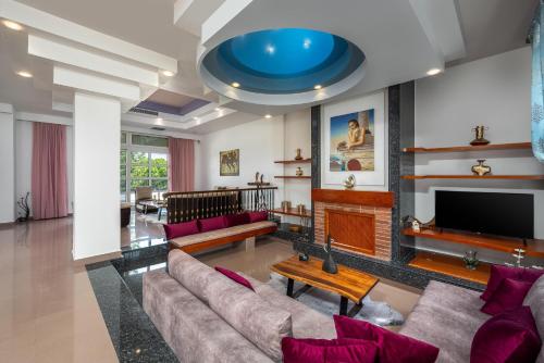 Diamanti Luxury Villa