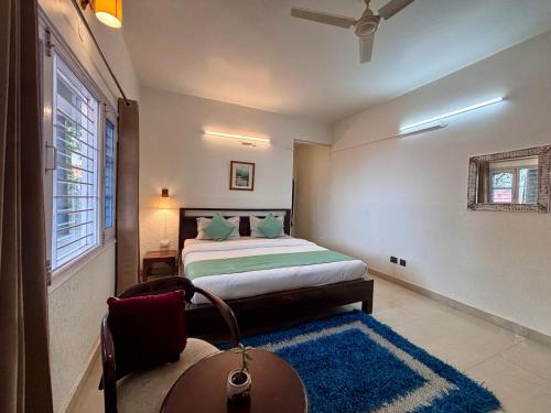 Katil atau katil-katil dalam bilik di Writers Chalet, Mussoorie- Opposite Wynberg Allen, 5 mins to mall road