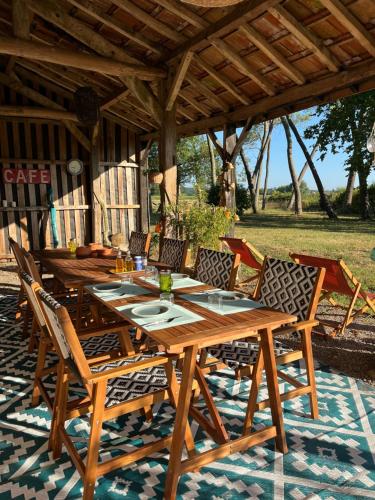 Φωτογραφία από το άλμπουμ του Hózhó Tempo - Sous les pins, Bed & Breakfast écofriendly & slowlife avec sauna σε Grézet-Cavagnan