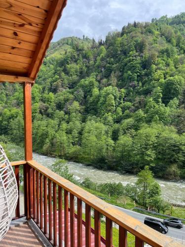 M'api Bungalow River View