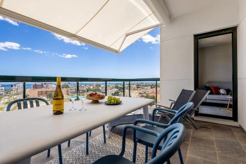 Balkón nebo terasa v ubytování Mil Palmeras Sea View