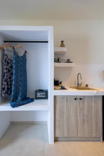 Gallery image of Cezaria Naxos Hotel in Plaka