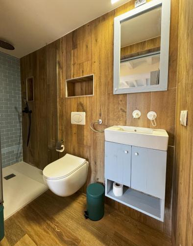 Un baño de Pinot Grigio - Harbor's Light