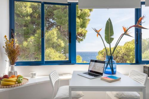 Gallery image of Bucolic Cabana Retreat in Sounio in Sounio