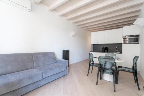 Dapur atau dapur kecil di Aa Imbarcadero apartments