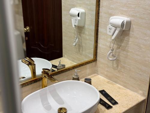EmirHan Hotelにあるバスルーム