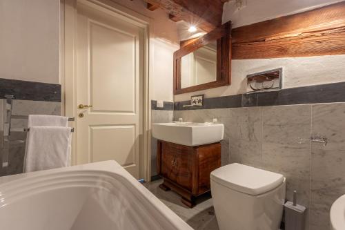 Elegant Dome Apartment in the Heart of Florence