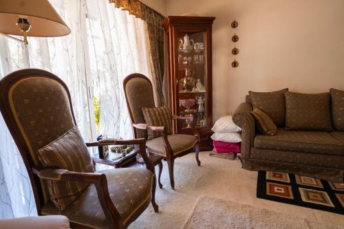 15' to Sea & Acropolis