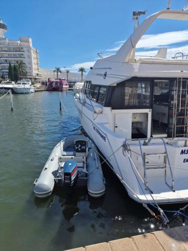 43 ft motoryacht in Empuriabrava