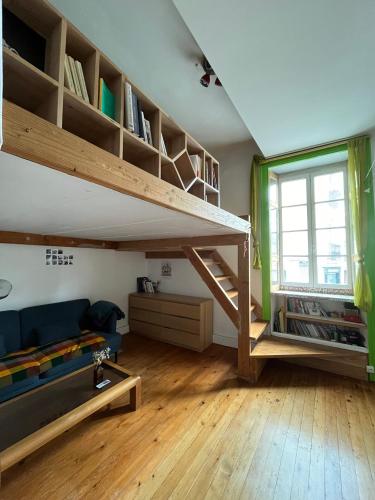 Photo de la galerie de l'établissement Centre ville de Nantes, appartement rénové, à Nantes