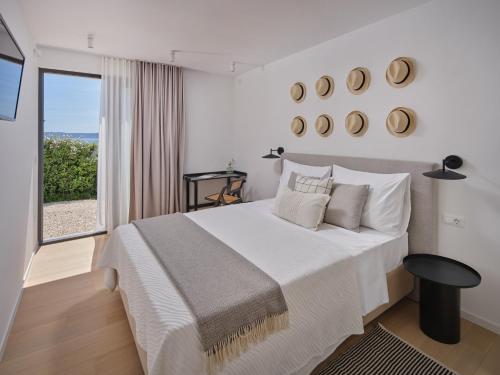 Villa A'More - seafront retreat