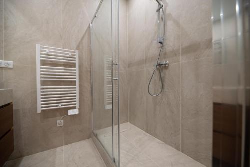 CIA - Duplex in Heart of Paris