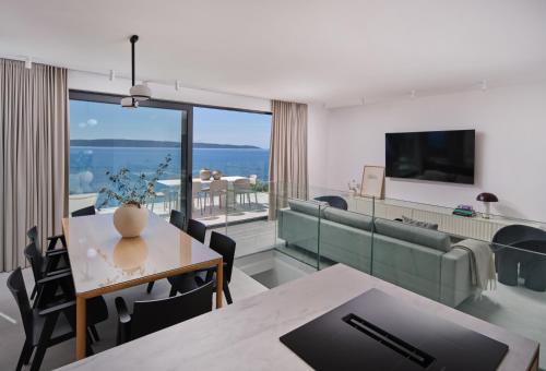 Villa A'More - seafront retreat