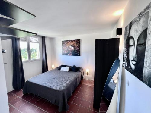 Postel nebo postele na pokoji v ubytování Lounge relax T3 vue mer bien situé 2 chambres 6 personnes