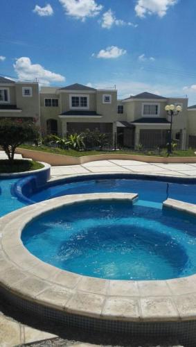 CanchónにあるBeautiful House with Poolのギャラリーの写真