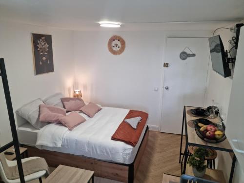 Ένα ή περισσότερα κρεβάτια σε δωμάτιο στο Platinum cottage