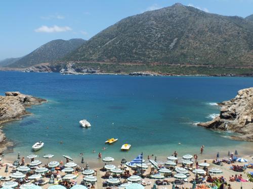 Imagem da galeria de Evita Studios and Apartments em Balíon