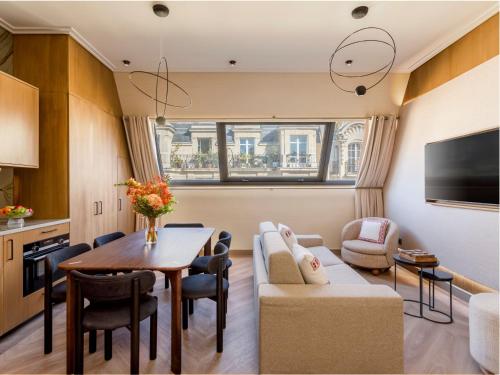 Merveil - Signature Suite - Tour Eiffel - Desaix I