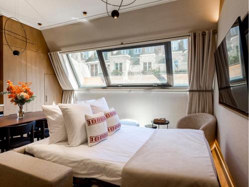 Merveil - Signature Suite - Tour Eiffel - Desaix I