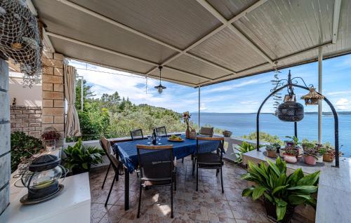 2 Bedroom Amazing Home In Vela Luka photo 2