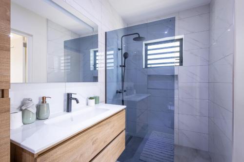 Mambo To Be tesisinde bir banyo