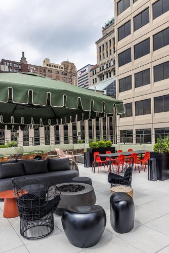 Galería fotográfica de Moxy Cincinnati Downtown en Cincinnati
