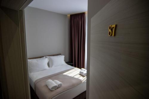 Santa Maria, Vila Cerloj