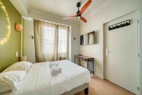 Photo de la galerie de l'établissement Beautiful flat - Eiffel Tower !, à Paris