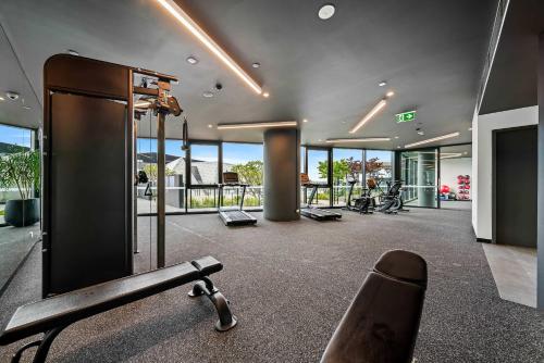 Pusat kecergasan dan/atau kemudahan kecergasan di Prime Location CBD with Pool & Gym