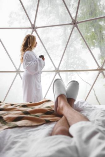 Katil atau katil-katil dalam bilik di The Glamping Collective