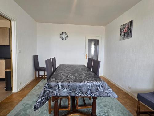 Photo de la galerie de l'établissement le refuge, au Mans